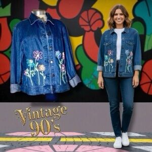 Mandal Bay Jacket Vintage 90’s Jean Denim Embroidered Floral Trucker Women’s M